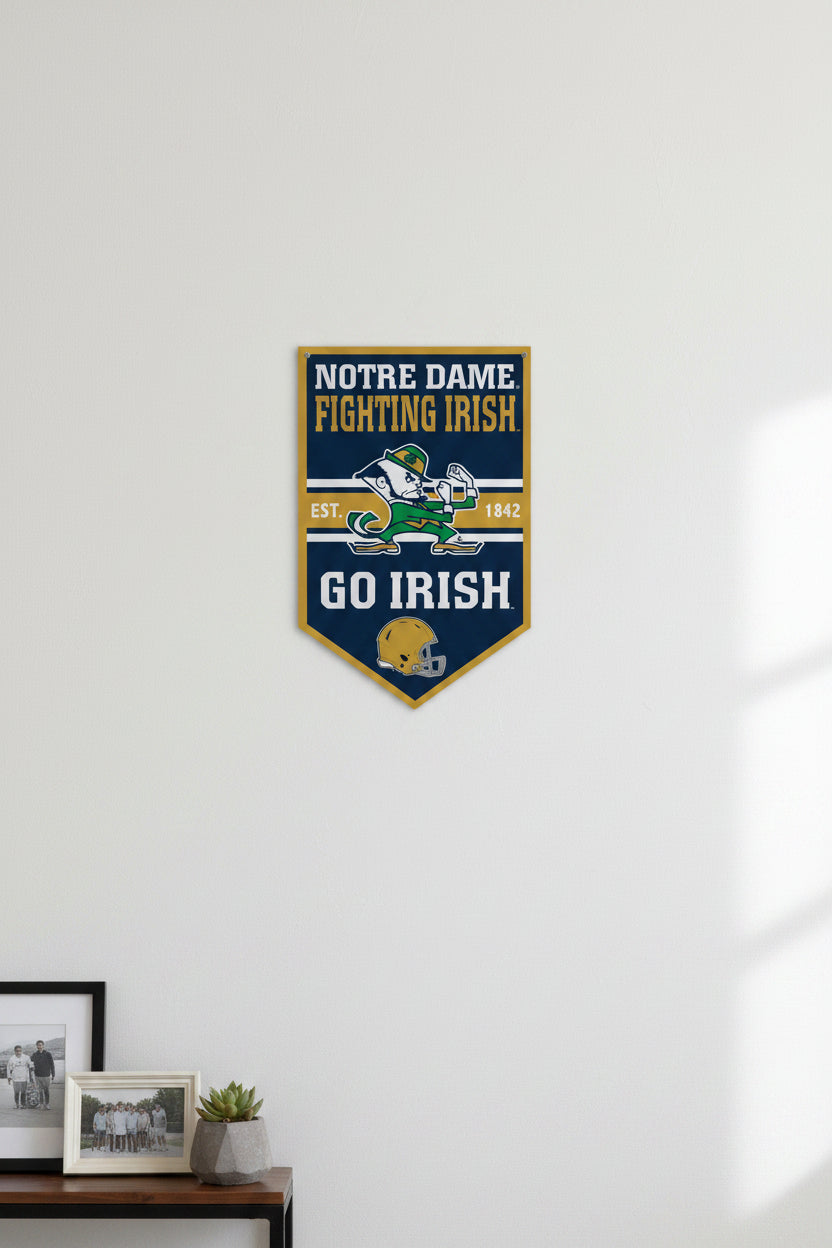 Norte Dame Fighting Irish wood sign 11"x17"         1/4" Thick.                  Sku: 86681324-win