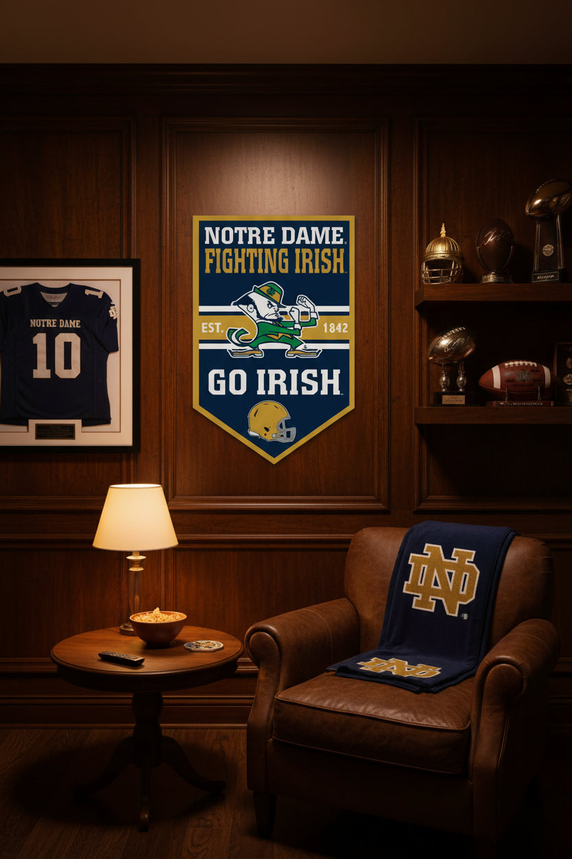 Norte Dame Fighting Irish wood sign 11"x17"         1/4" Thick.                  Sku: 86681324-win